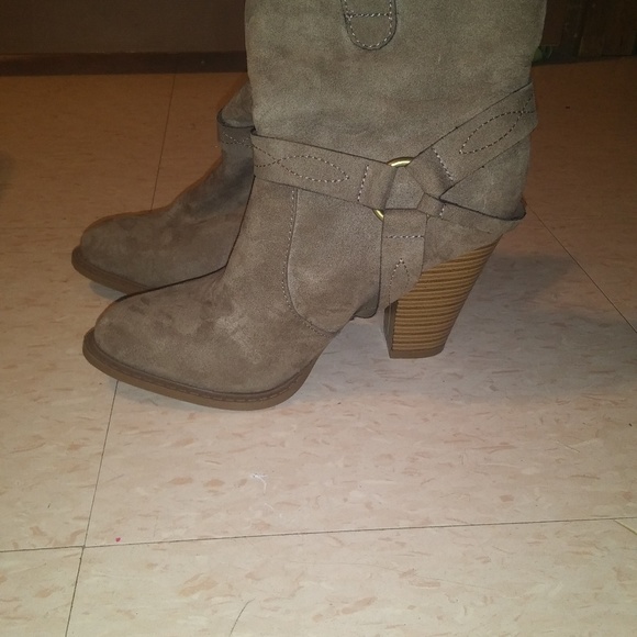 Booties - Picture 2 of 3